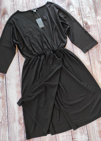Черное базовое платье на запах Esmara