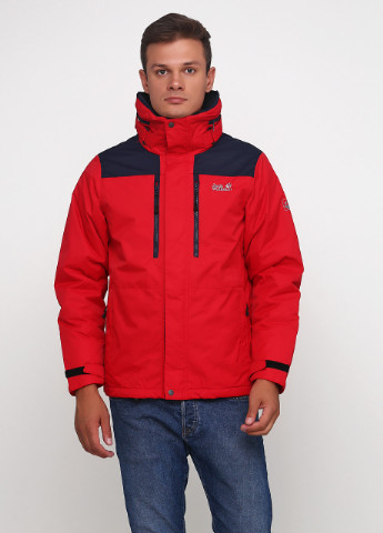 Красная демисезонная куртка мужская yukon 1109781 red Jack Wolfskin