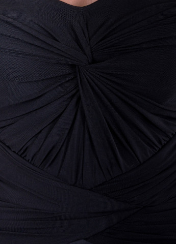 Чорна коктейльна плаття, сукня з відкритими плечима Lipsy однотонна