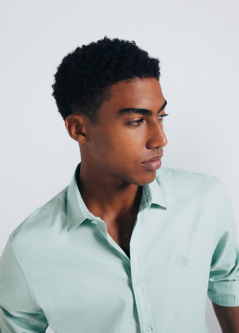 Светло-зеленая классическая, кэжуал рубашка однотонная Springfield