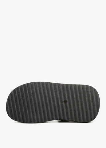 Черные босоножки Le'BERDES с ремешком