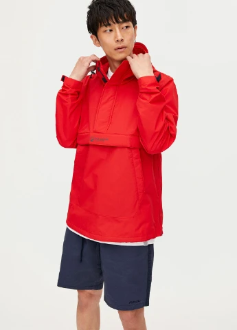 Червона вітровка Pull & Bear