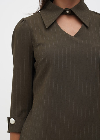 Зеленое кэжуал платье Sassofono в полоску