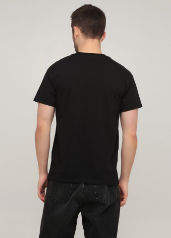 Чорна футболка Hanes