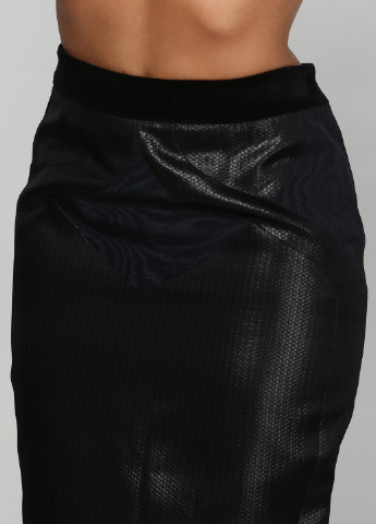 Черная кэжуал однотонная юбка Just Cavalli миди