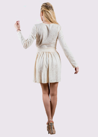Белое кэжуал платье Modna Anka однотонное
