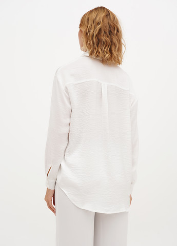 Белая кэжуал рубашка однотонная Stradivarius