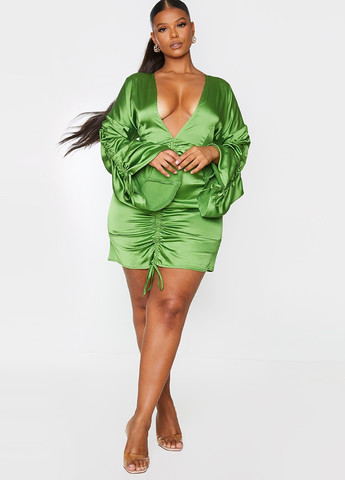 Зеленое кэжуал платье футляр PrettyLittleThing однотонное