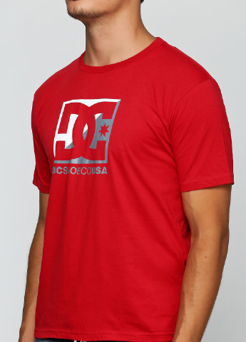 Червона футболка DC