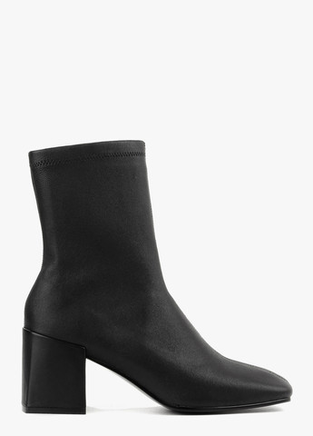 Осенние ботинки Le'BERDES без декора