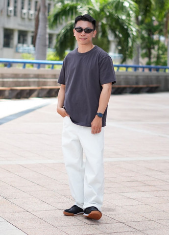 Голубые демисезонные джинсы Uniqlo