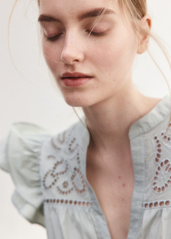 Сіро-зелена блуза H&M