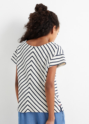 Молочна літня футболка C&A