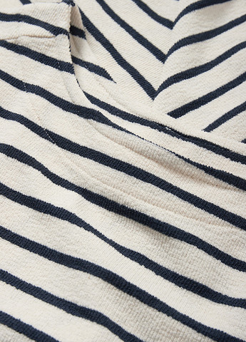 Молочна літня футболка C&A