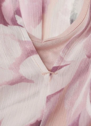 Рожева кежуал сукня H&M з квітковим принтом