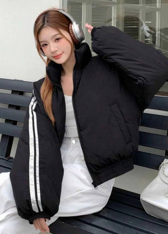 Чорна демісезонна куртка No Brand