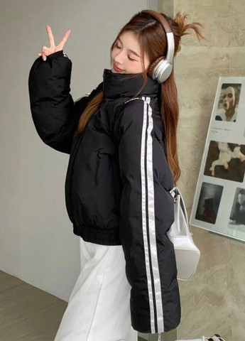 Чорна демісезонна куртка No Brand