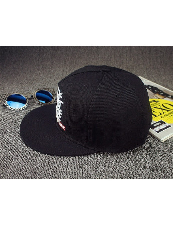 Кепка снепбек Fuck с прямым козырьком Черная, Унисекс NoName (250396316)