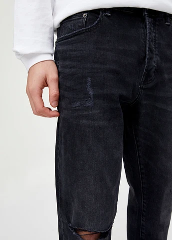 Черные демисезонные джинсы Pull&Bear