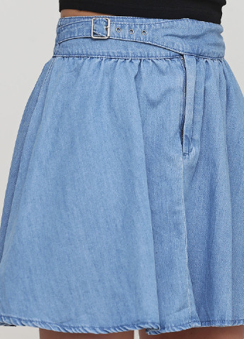 Голубая джинсовая однотонная юбка Only клешированная