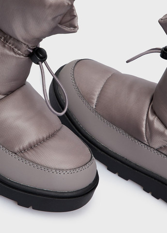 Розово-коричневые дутики Gant с логотипом