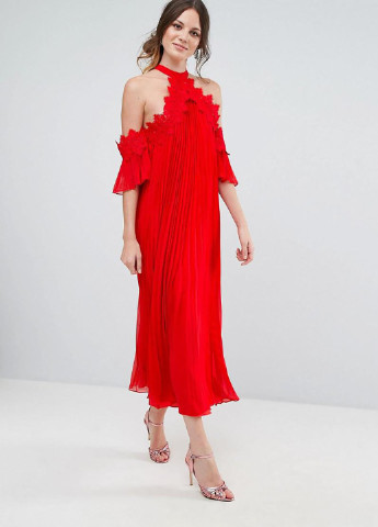 Красное коктейльное платье True Decadence однотонное