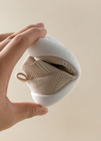 Светло-бежевые демисезонные кроссовки SHEIN