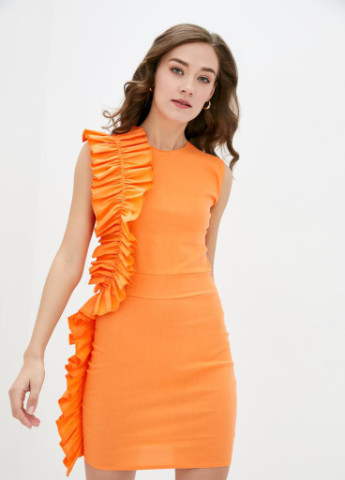 Оранжевое вечернее женское нарядное мини-платье с оборкой футляр Podium однотонное