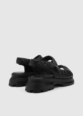 Черные босоножки Ilvi на липучке