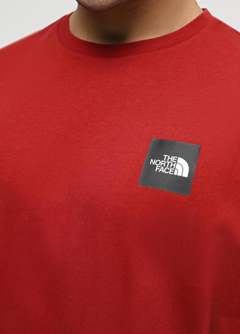 Красная футболка The North Face