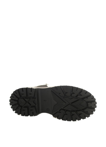 Осенние ботинки Mila на тракторной подошве