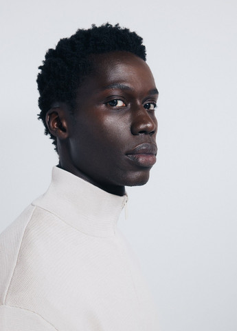 Світло-бежевий демісезонний светр Springfield