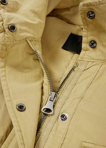Пісочна демісезонна куртка C&A