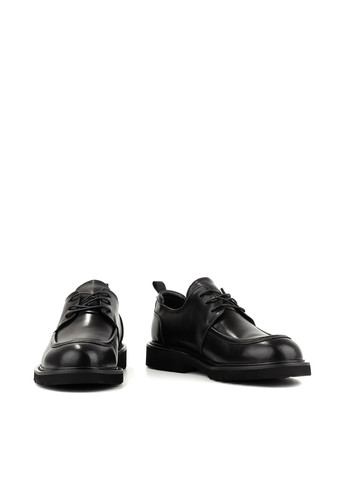 Черные классические, кэжуал туфли Le'BERDES на шнурках