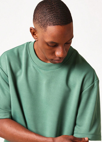 Зелена футболка SHEIN