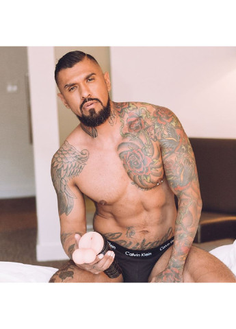 Мастурбатор попка FleshSack з мошонкою Fleshlight (254734519)