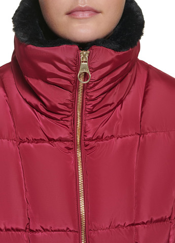 Бордова демісезонна куртка Guess