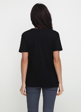 Черная летняя футболка H&B