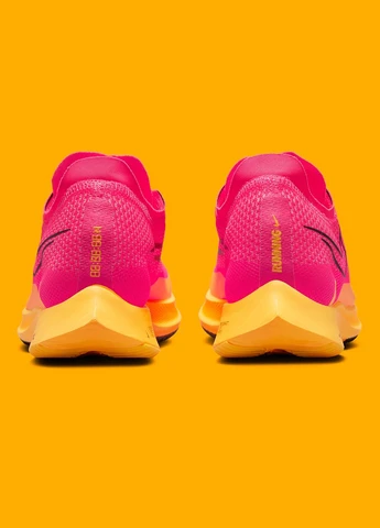 Рожеві кросівки dj6566-600 демісезон Nike ZOOMX STREAKFLY