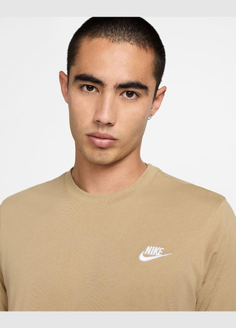 Темно-бежевая футболка ar4997-297 Nike M NSW CLUB TEE