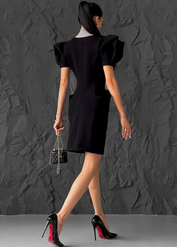 Чорна коктейльна сукня футляр Fashion однотонна