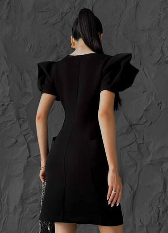 Чорна коктейльна сукня футляр Fashion однотонна