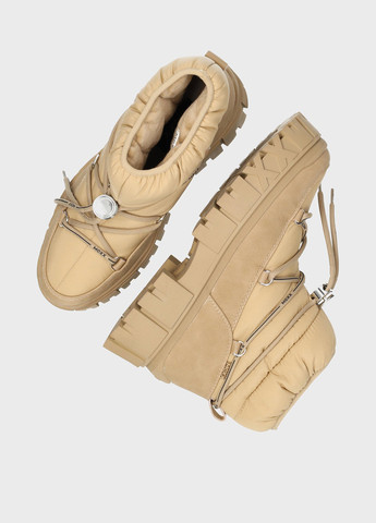 Бежевые дутики Mexx на тракторной подошве, с логотипом, со шнуровкой