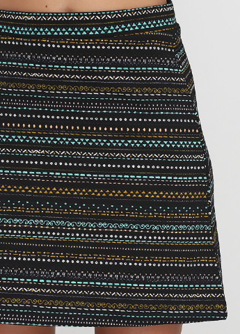 Черная кэжуал с орнаментом юбка H&M