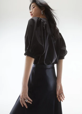 Чорна блуза H&M