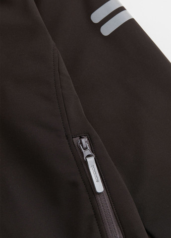 Черная демисезонная куртка H&M