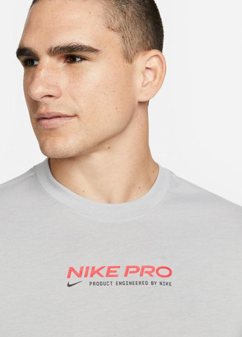 Светло-серая футболка dm5677-077 Nike NK DF TEE DB NK PRO 2