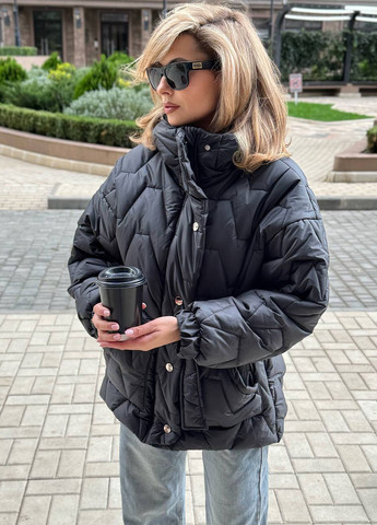 Чорна демісезонна куртка No Brand