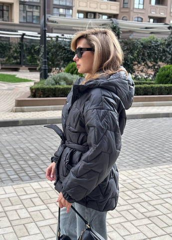 Чорна демісезонна куртка No Brand