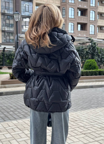 Чорна демісезонна куртка No Brand